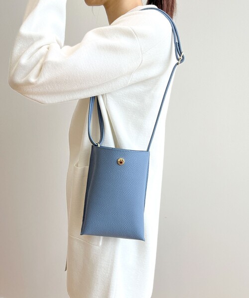 OPAQUE.CLIP(オペークドットクリップ)の「◆【軽量/長さ調整可能】合皮ミニショルダーバッグ(ショルダーバッグ・レディース・ブラック/ベージュ/ブルー/ゴールド/グレー・00)」の9枚目の写真