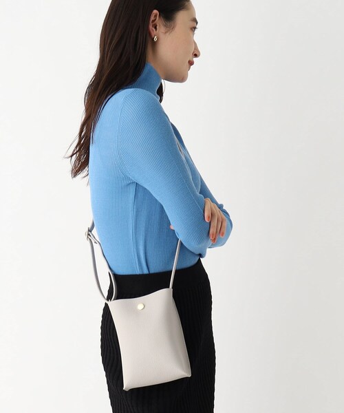 OPAQUE.CLIP(オペークドットクリップ)の「◆【軽量/長さ調整可能】合皮ミニショルダーバッグ(ショルダーバッグ・レディース・ブラック/ベージュ/ブルー/ゴールド/グレー・00)」の13枚目の写真