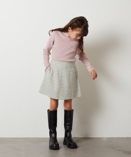 a.v.v（アーヴェヴェ）の「[120-130]【セットアップ対応】シャギーチェック台形スカート（スカート・キッズ・ブラック/ライトグレー・120/130）」の10枚目の写真