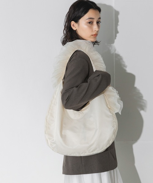 A part by（アパートバイ）の「チュールハンドルトート（ショルダーバッグ・レディース・ベージュ/ブラック/アイボリー/ブルー系その他2・FREE）」の5枚目の写真