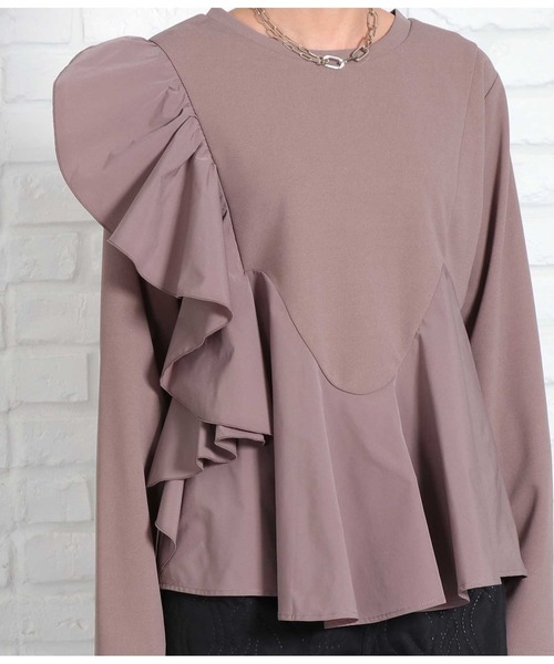 Settimissimo（セッティミッシモ）の「サイドラッフル ペプラム ポンチ クルーネック プルオーバー（Tシャツ/カットソー・レディース・キャメル/ブラック・M）」の13枚目の写真