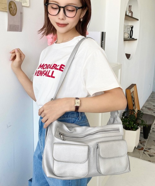 moment+（モーメントプラス）の「ダブルフラップポケットバッグ（ショルダーバッグ・レディース・ブラック/ブラウン/シルバー/アイボリー/ボルドー・FREE）」の21枚目の写真