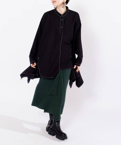 OSMOSIS(オズモーシス)の「アシンメトリーフレアーブラウス(ポロシャツ・レディース・アイボリー/ブラック/グレー・ONE SIZE)」の12枚目の写真