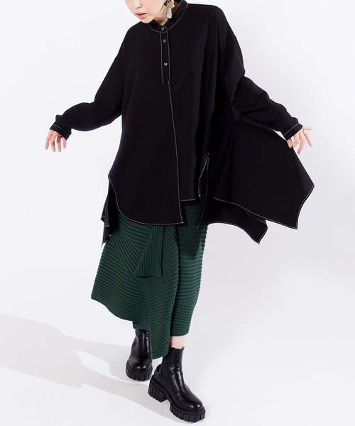 OSMOSIS(オズモーシス)の「アシンメトリーフレアーブラウス(ポロシャツ・レディース・アイボリー/ブラック/グレー・ONE SIZE)」の17枚目の写真
