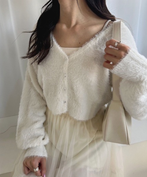 OLIVE des OLIVE（オリーブデオリーブ）の「ハートボタンフェザーカーデ　1041050020（カーディガン/ボレロ・レディース・オフホワイト/チャコールグレー/グレイッシュベージュ/ミント・FREE）」の2枚目の写真