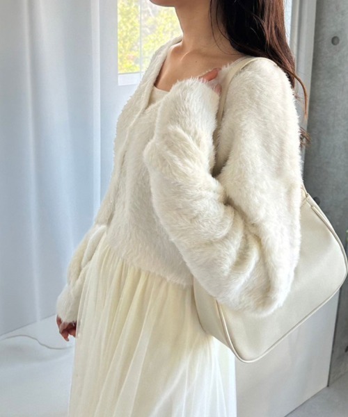 OLIVE des OLIVE（オリーブデオリーブ）の「ハートボタンフェザーカーデ　1041050020（カーディガン/ボレロ・レディース・オフホワイト/チャコールグレー/グレイッシュベージュ/ミント・FREE）」の9枚目の写真