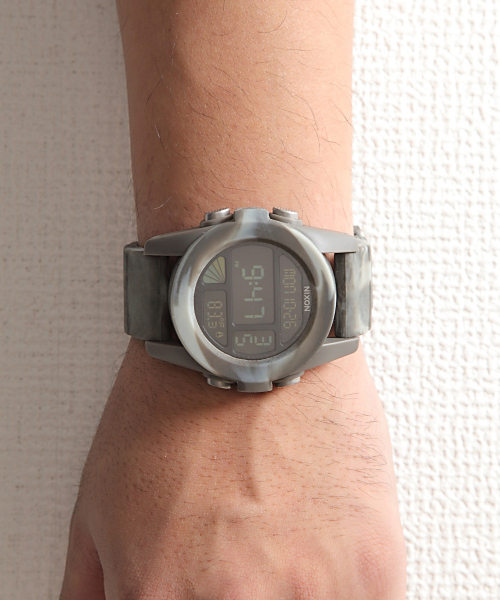 NIXON(ニクソン)の「THE UNIT(アナログ腕時計・メンズ・ホワイト/ブラック/その他/その他1/ブルー/ブラック×グレー/カーキ/ガンメタ・FREE)」の7枚目の写真