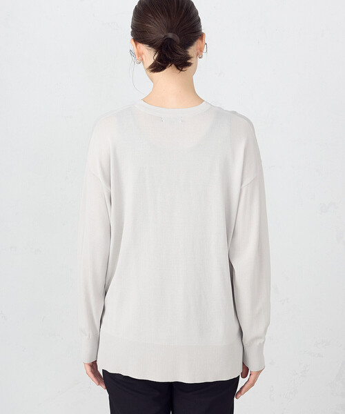 COMME CA ISM（コムサイズム）の「UVカット  ベーシック　ワイドＶネックカーディガン（カーディガン/ボレロ・レディース・ブラック/ライトグレー・FREE）」の14枚目の写真