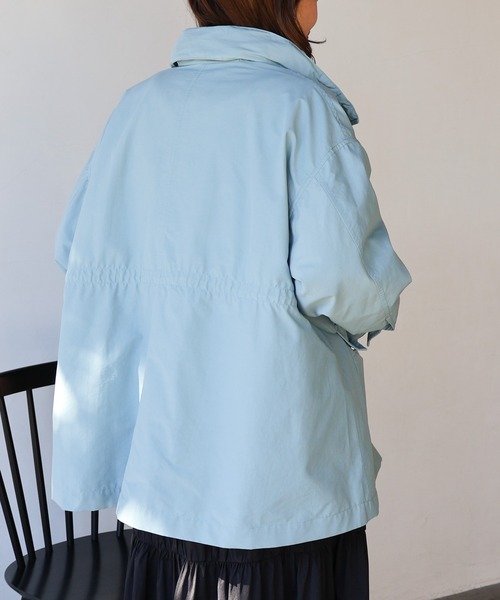 AMERICAN HOLIC（アメリカンホリック）の「撥水加工2WAYマウンテンパーカー（マウンテンパーカー・レディース・アイボリー/ライトベージュ/サックスブルー/ネイビー・M/L）」の17枚目の写真