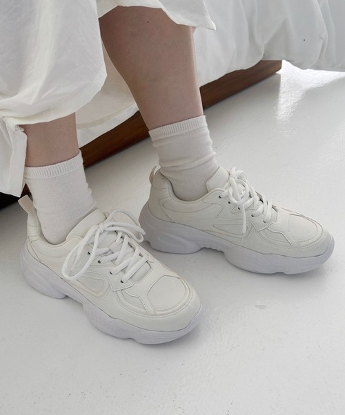 Heather（ヘザー）の「ボリュームソールスニーカー　106775（スニーカー・レディース・オフホワイト/ブラック/ベージュ・M/L）」の2枚目の写真