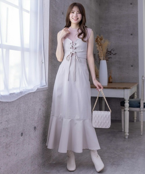 clear（クリア）の「2wayフロントスピンドルマーメイドスカート