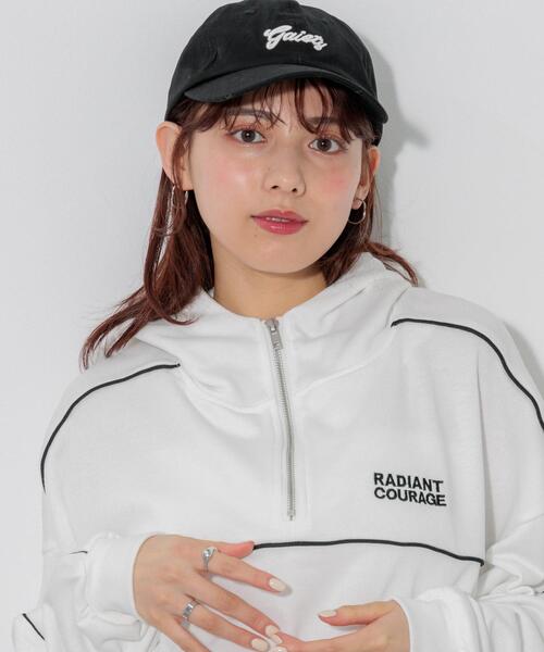 INGNI（イング）の「ロゴ刺しゅうキャップ（キャップ・レディース・ブラック/オフホワイト・ONE SIZE）」の2枚目の写真