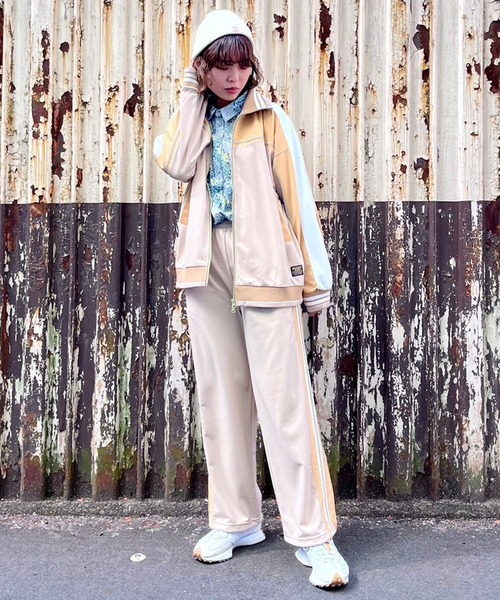 DOUBLE NAME（ダブルネーム）の「レトロ配色ライン トラックパンツ（その他パンツ・レディース・ベージュ/ブラック系/ブルー・FREE）」の22枚目の写真