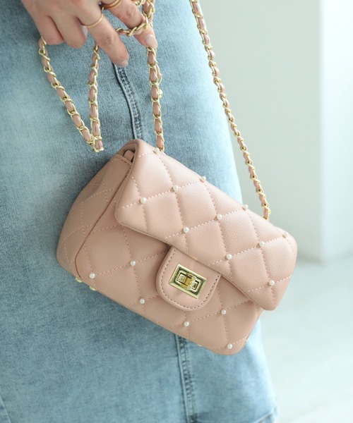 Julia Boutique（ジュリアブティック）の「パールキルティングミニバッグ/24102（ショルダーバッグ・レディース・ホワイト/ピンク/ブラック・ONE）」の13枚目の写真