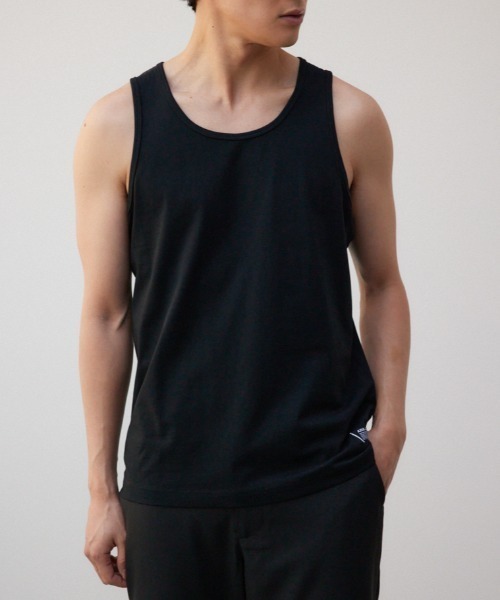 AZUL by moussy(アズールバイマウジー)の「ベーシックタンクトップ(タンクトップ・メンズ・ホワイト/ブラック・LARGE/MEDIUM)」の1枚目の写真