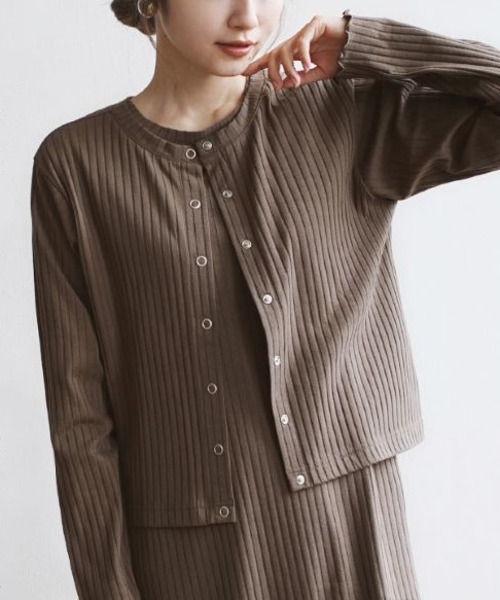 zootie（ズーティー）の「汗しみない リブカットソー［2WAYスナップカーディガン］（Tシャツ/カットソー・レディース・ネイビー/モカ/ベージュ/レッド/ブラック・L/M）」の9枚目の写真