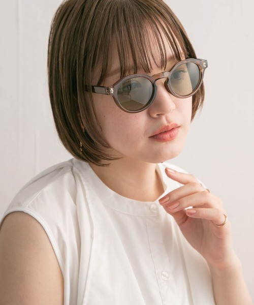 KBF（ケイビーエフ）の「ボストンフレームサングラス（メガネ・レディース・ブルー/クリア/グリーン・ONE）」の7枚目の写真