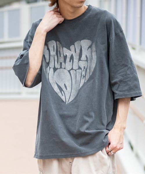 JOHN'S CLOSET(ジョンズクローゼット)の「【i】ピグメント加工 ヴィンテージプリント ビッグTシャツ(Tシャツ/カットソー・メンズ・ブラック系2/ブラック系7/ブラック系5/ブラウン系2/ブラウン系1/ブラウン系7/ブラック系3/ブラック系1/ブラウン系5/ブラウン系3/ブラウン系4/ブラウン系6/ブラウン系8/ブラウン系9/ブラック系/モカ/ブラック系8/ブラック系9/ブラウン系その他/ブラウン系/ブラック/ブラック系6/ブラック系4/ブラック系その他・X-LARGE/MEDIUM/LARGE)」の10枚目の写真