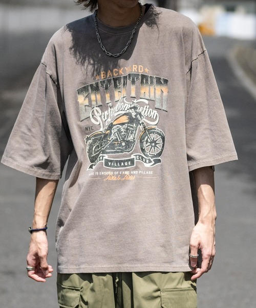 JOHN'S CLOSET(ジョンズクローゼット)の「【i】ピグメント加工 ヴィンテージプリント ビッグTシャツ(Tシャツ/カットソー・メンズ・ブラック系2/ブラック系7/ブラック系5/ブラウン系2/ブラウン系1/ブラウン系7/ブラック系3/ブラック系1/ブラウン系5/ブラウン系3/ブラウン系4/ブラウン系6/ブラウン系8/ブラウン系9/ブラック系/モカ/ブラック系8/ブラック系9/ブラウン系その他/ブラウン系/ブラック/ブラック系6/ブラック系4/ブラック系その他・X-LARGE/MEDIUM/LARGE)」の17枚目の写真