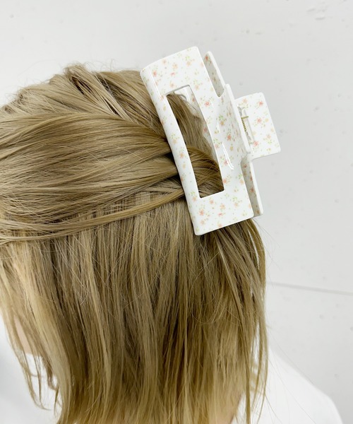 RUBY AND YOU（ルビーアンドユー）の「［select］花柄スクエアヘアクリップ（バレッタ/ヘアクリップ・レディース・ホワイト・FREE）」の2枚目の写真