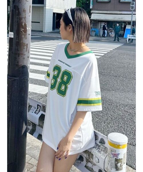 EVRIS（エヴリス）の「【みちょぱコラボ】ユニフォームBIG Tシャツ（Tシャツ/カットソー・レディース・グリーン/ブルー/ブラック・FREE）」の5枚目の写真
