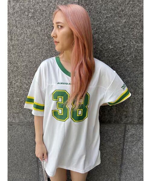 EVRIS（エヴリス）の「【みちょぱコラボ】ユニフォームBIG Tシャツ（Tシャツ/カットソー・レディース・グリーン/ブルー/ブラック・FREE）」の7枚目の写真