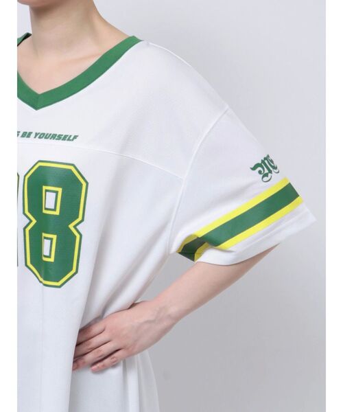 EVRIS（エヴリス）の「【みちょぱコラボ】ユニフォームBIG Tシャツ（Tシャツ/カットソー・レディース・グリーン/ブルー/ブラック・FREE）」の13枚目の写真