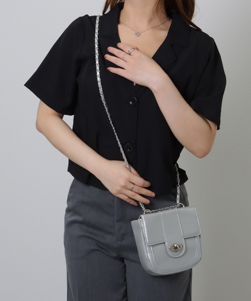 Lace Ladies(レースレディース)の「コンパクト ラウンド 2WAY チェーン ショルダーバッグ(ショルダーバッグ・レディース・ブラック/シルバー・FREE)」の10枚目の写真