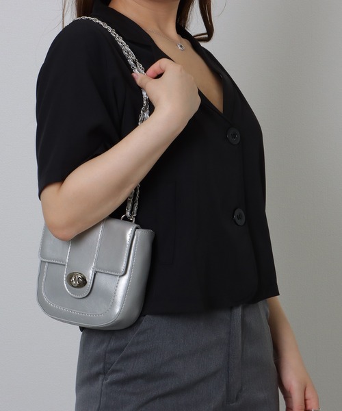 Lace Ladies(レースレディース)の「コンパクト ラウンド 2WAY チェーン ショルダーバッグ(ショルダーバッグ・レディース・ブラック/シルバー・FREE)」の12枚目の写真