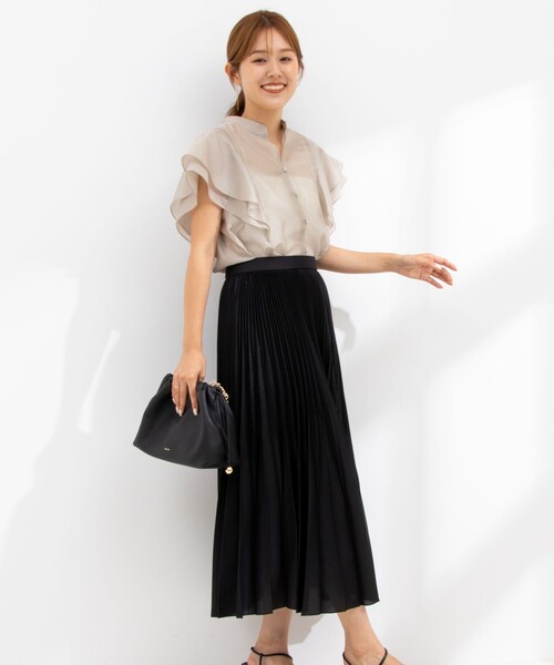 NOLLEY’S Sophi(ノーリーズソフィ)の「ウォッシャブルブライトジョーゼットプリーツスカート(スカート・レディース・ブラック/ベージュ・38/36)」の5枚目の写真