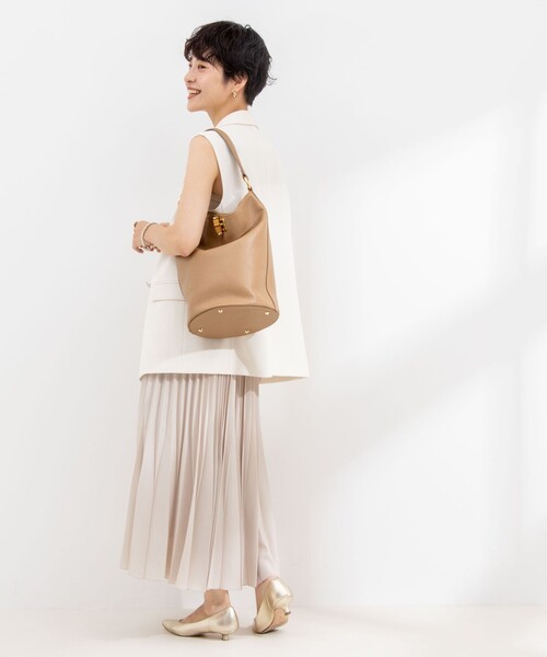 NOLLEY’S Sophi(ノーリーズソフィ)の「ウォッシャブルブライトジョーゼットプリーツスカート(スカート・レディース・ブラック/ベージュ・38/36)」の13枚目の写真