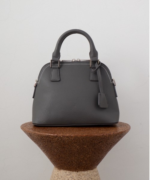 AZUL by moussy(アズールバイマウジー)の「ダブルジッパーハンドバッグ(ハンドバッグ・レディース・シルバー/ブルー/グレー/レッド/ブラック/アイボリー/グリーン系その他2/ベージュ/ブラウン/グリーン・FREE)」の3枚目の写真