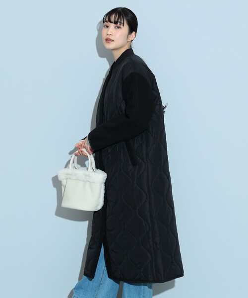 BEAMS HEART（ビームスハート）の「ムートンボア バッグ（ハンドバッグ・レディース・ホワイト系その他5/ブラック・ONE SIZE）」の3枚目の写真