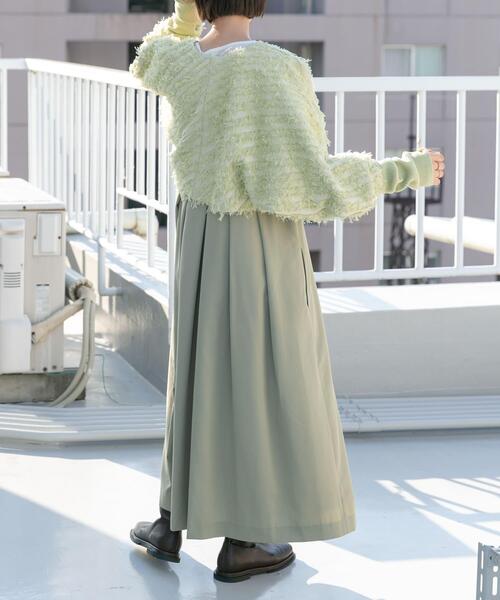 KBF(ケイビーエフ)の「『2サイズ展開』キーネックBIGプリーツジャンパースカート(ワンピース・レディース・チャコールグレー/ブラック/ライトカーキ・36/38)」の19枚目の写真