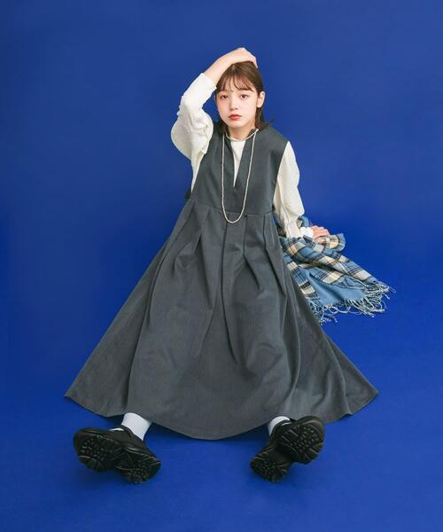 【セール】『2サイズ展開』キーネックBIGプリーツジャンパースカート（ワンピース）｜KBF（ケイビーエフ）