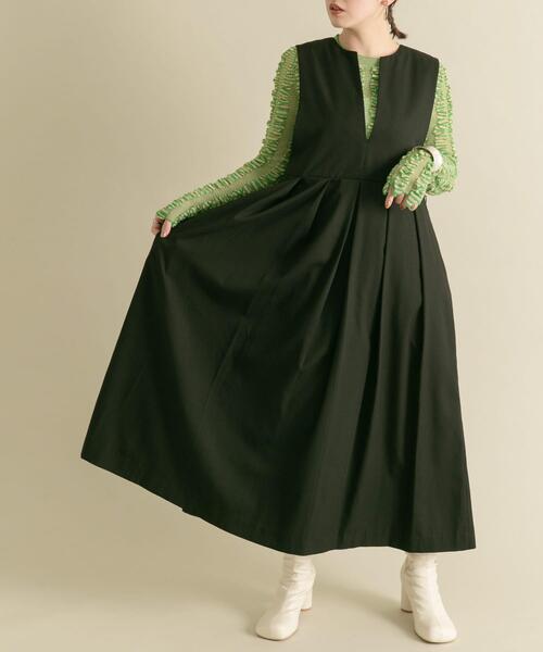 KBF(ケイビーエフ)の「『2サイズ展開』キーネックBIGプリーツジャンパースカート(ワンピース・レディース・チャコールグレー/ブラック/ライトカーキ・36/38)」の8枚目の写真