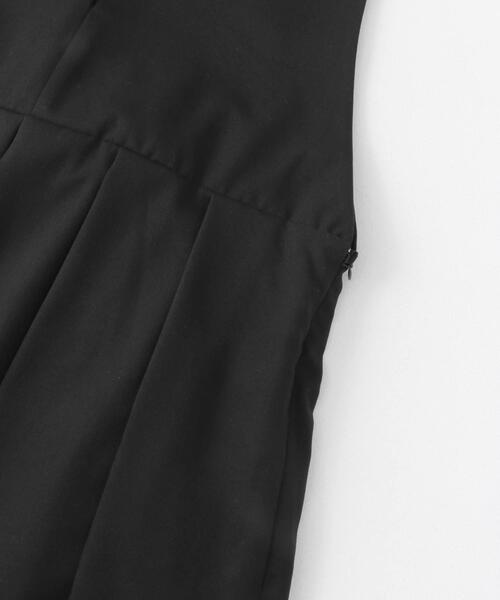 KBF(ケイビーエフ)の「『2サイズ展開』キーネックBIGプリーツジャンパースカート(ワンピース・レディース・チャコールグレー/ブラック/ライトカーキ・36/38)」の12枚目の写真