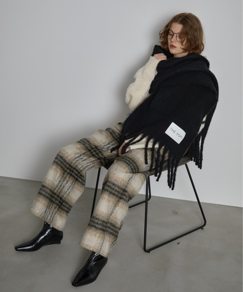 THE YOn（ザヨン）の「ウールライクチェックタックパンツ（その他パンツ・レディース・ベージュ/グレー・M/S）」の17枚目の写真