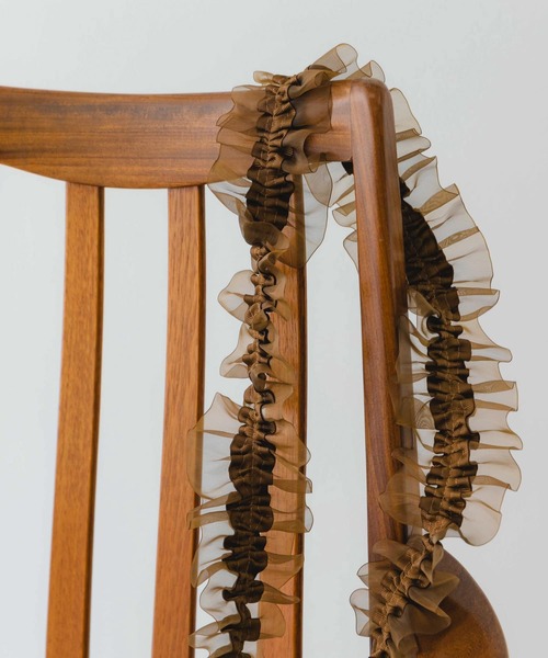 RODE SKO(ロデスコ)の「ギャザーチュールストラップ(スマホケース/カバー・レディース・ブラック/ブラウン/グレー・ONE)」の8枚目の写真