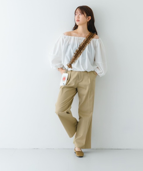 RODE SKO(ロデスコ)の「ギャザーチュールストラップ(スマホケース/カバー・レディース・ブラック/ブラウン/グレー・ONE)」の15枚目の写真