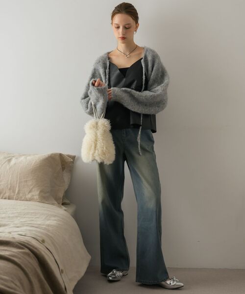 RETRO GIRL（レトロガール）の「モコモコ巾着バッグ（ショルダーバッグ・レディース・ライトグレー/オフホワイト/ブラウン・ONE SIZE）」の8枚目の写真