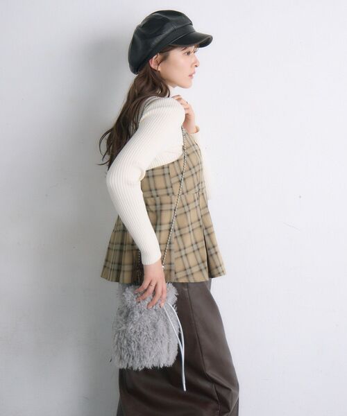 RETRO GIRL（レトロガール）の「モコモコ巾着バッグ（ショルダーバッグ・レディース・ライトグレー/オフホワイト/ブラウン・ONE SIZE）」の14枚目の写真