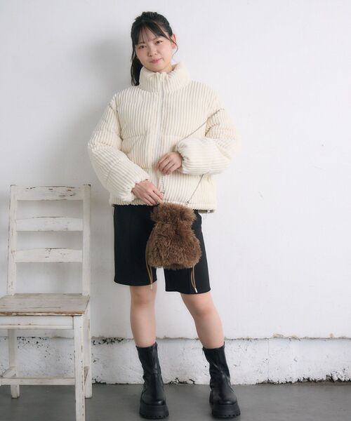 RETRO GIRL（レトロガール）の「モコモコ巾着バッグ（ショルダーバッグ・レディース・ライトグレー/オフホワイト/ブラウン・ONE SIZE）」の18枚目の写真