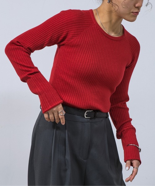 COLONY 2139（コロニートゥーワンスリーナイン）の「抗ピルPBTターンUPスリーブニット（ニット/セーター・レディース・ネイビー/レッド/ブラック/オフホワイト/グレー・FREE）」の5枚目の写真