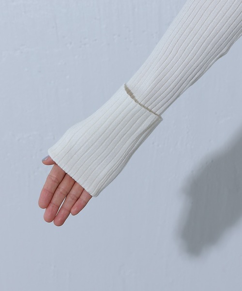 COLONY 2139（コロニートゥーワンスリーナイン）の「抗ピルPBTターンUPスリーブニット（ニット/セーター・レディース・ネイビー/レッド/ブラック/オフホワイト/グレー・FREE）」の8枚目の写真