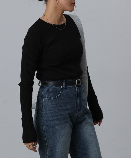 COLONY 2139（コロニートゥーワンスリーナイン）の「抗ピルPBTターンUPスリーブニット（ニット/セーター・レディース・ネイビー/レッド/ブラック/オフホワイト/グレー・FREE）」の22枚目の写真