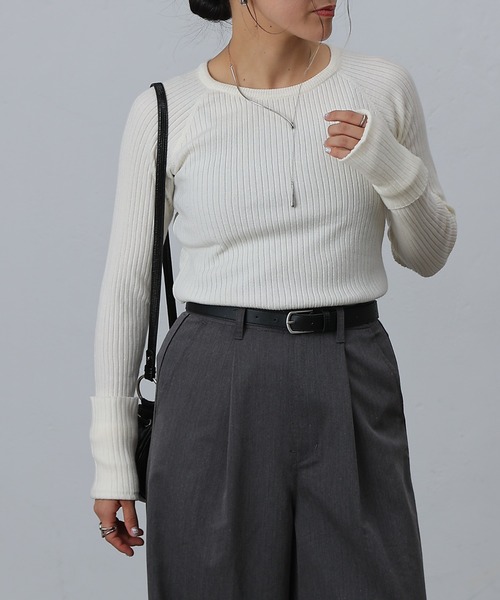 COLONY 2139（コロニートゥーワンスリーナイン）の「抗ピルPBTターンUPスリーブニット（ニット/セーター・レディース・ネイビー/レッド/ブラック/オフホワイト/グレー・FREE）」の10枚目の写真