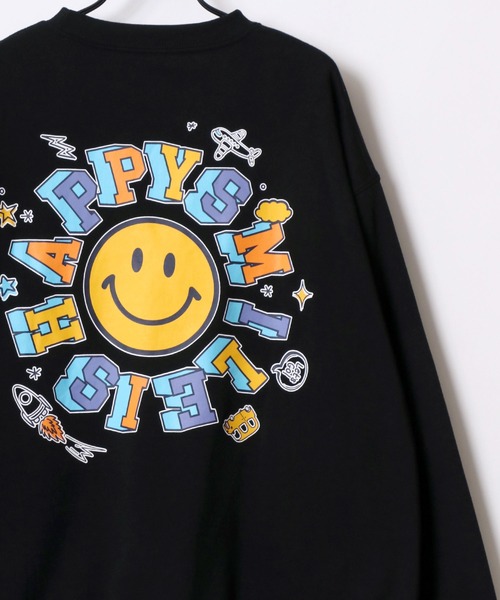 SMILEY FACE(スマイリーフェイス)の「SMILEY FACE/スマイリーフェイス オーバーサイズ 裏起毛 袖プリント バックプリント ロゴ ワンポイント刺繍 スウェット トレーナー/レディース メンズ(スウェット・レディース・ホワイト系その他/スミクロ/ブラック系その他2/グレー系その他2/グレー系その他3/ブラック系その他3/ネイビー/ブラック/アッシュグレー/ホワイト/グレー系その他/ブラック系その他・LL/L/M)」の13枚目の写真