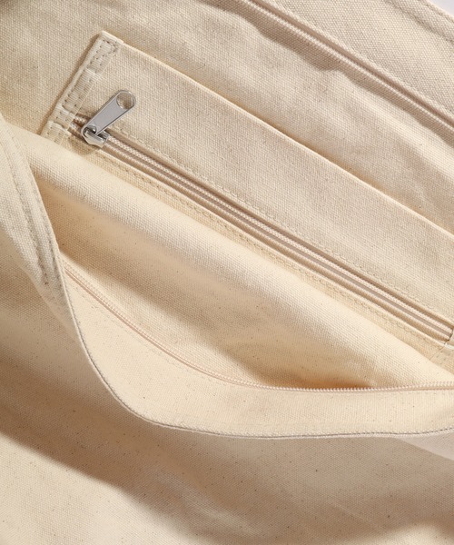 BEVERLY HILLS POLO CLUB（ビバリーヒルズポロクラブ）の「【Beverly Hills Polo Club/ビバリーヒルズポロクラブ】ワンポイント キャンバスビッグショルダーバッグ（ショルダーバッグ・メンズ・カーキ/アイボリー/ブラック・FREE）」の8枚目の写真