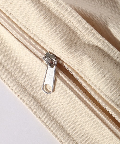 BEVERLY HILLS POLO CLUB（ビバリーヒルズポロクラブ）の「【Beverly Hills Polo Club/ビバリーヒルズポロクラブ】ワンポイント キャンバスビッグショルダーバッグ（ショルダーバッグ・メンズ・カーキ/アイボリー/ブラック・FREE）」の7枚目の写真